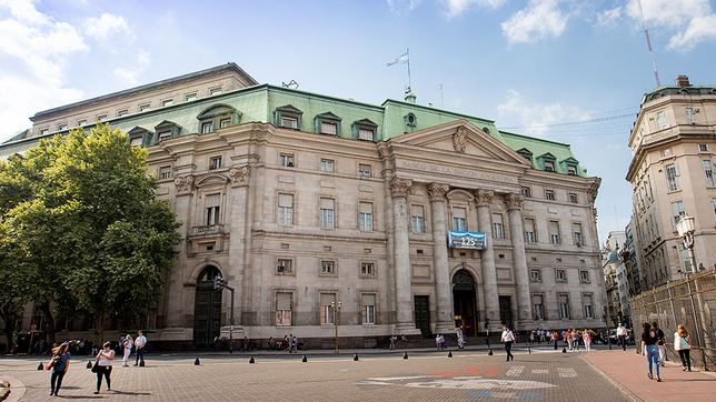 amenazaron de bomba la sede central del banco nacion