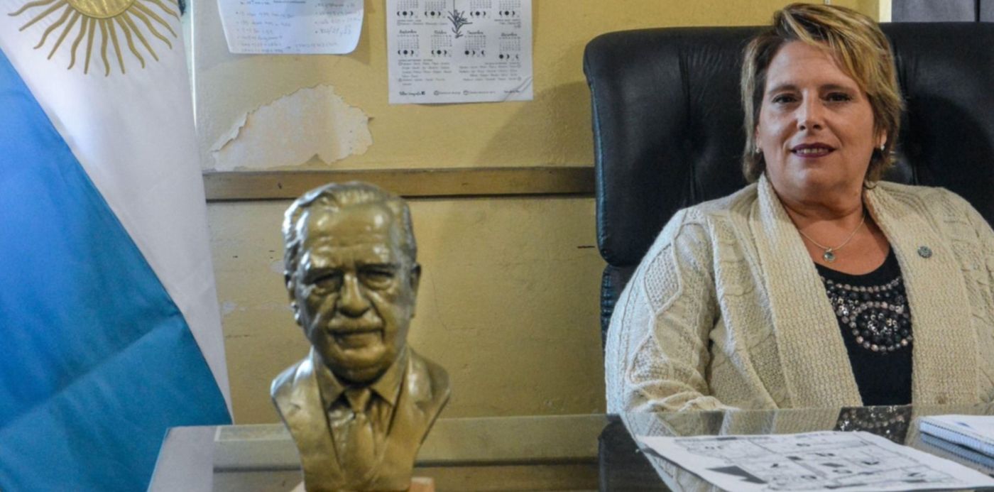 1526838563574.jpg?scaleX=1&scaleY=1&oh=1000&height=745&rotate=0&width=1490&ow=1500&x=7&y=214&&cw=1920&ch=950