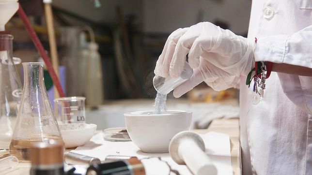 investigadores de la unlp buscan utilizar residuos de pilas y aplicarlos en pinturas