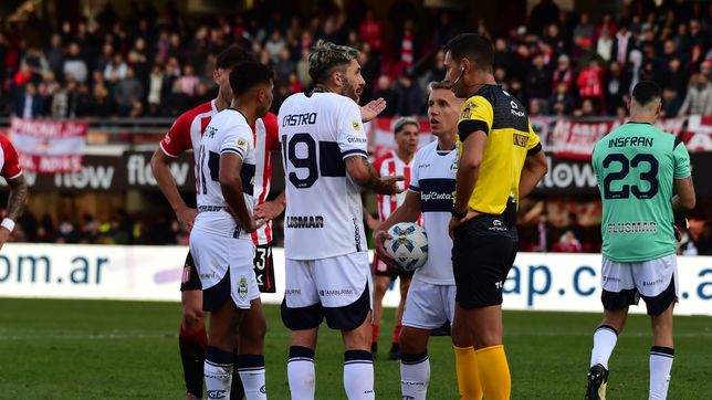 tras la goleada en el clasico, a gimnasia se le viene central, racing y el river de gallardo