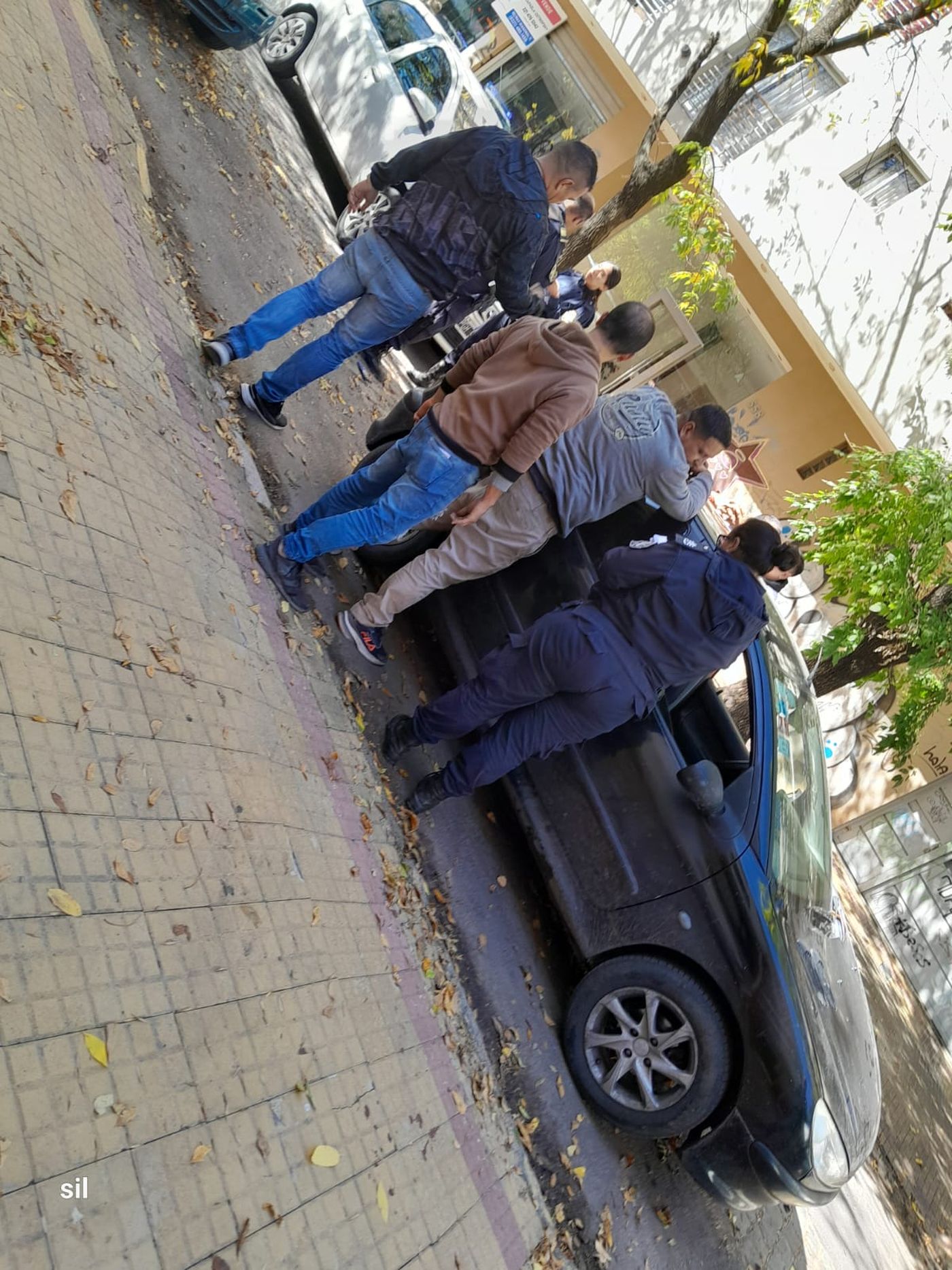 Los robaruedas fueron detenidos tras un operativo en la zona céntrica de La Plata Los robaruedas fueron detenidos tras un operativo en la zona céntrica de La Plata