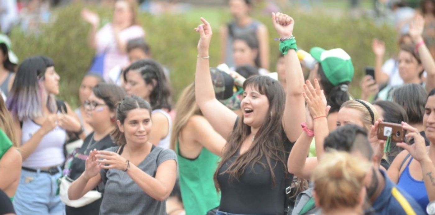 1583695377611.jpg?x=21&y=69&width=1458&height=729&rotate=0&scaleX=1&scaleY=1&ow=1500&oh=996&&cw=1920&ch=950