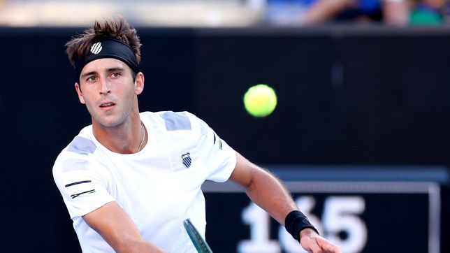 etcheverry derroto a monfils en el australian open y jugara contra djokovic