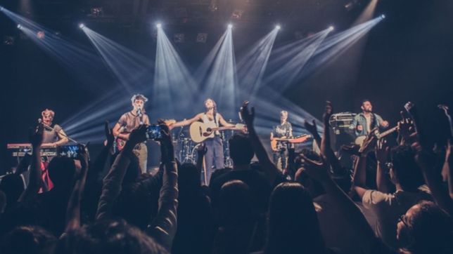 el viernes llega con todo: indios, sin codificar, festival rec, teatro, cine y mas