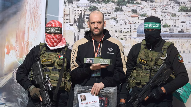 el mensaje amenazante que hamas envio a traves del hijo del exdirector de escuela de la plata