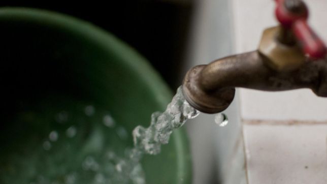 absa trabajara sobre una perforacion y faltara agua en un sector de la plata