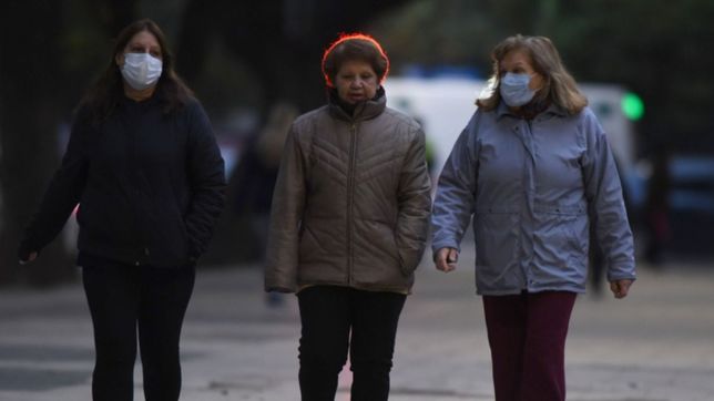 frio, nubes y neblinas: asi estara el clima en la plata el fin de semana