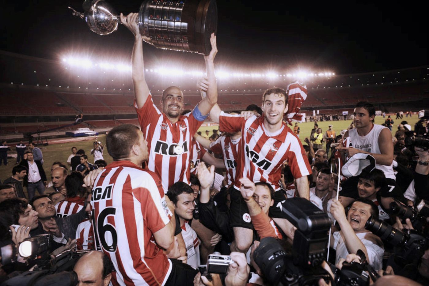 Estudiantes campeón copa Libertadores 2009 2.jpg