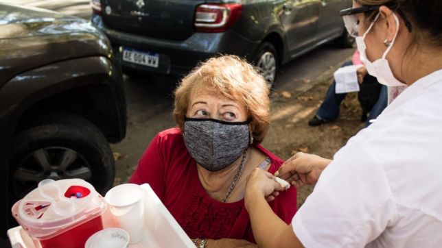 la provincia busca casa por casa a quienes aun no se inscribieron para recibir la vacuna