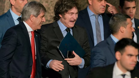 El Gobierno reglamentó la Ley de Inocencia Fiscal y lanzó el blanqueo popular permanente El Gobierno reglamentó la Ley de Inocencia Fiscal y lanzó el blanqueo popular permanente