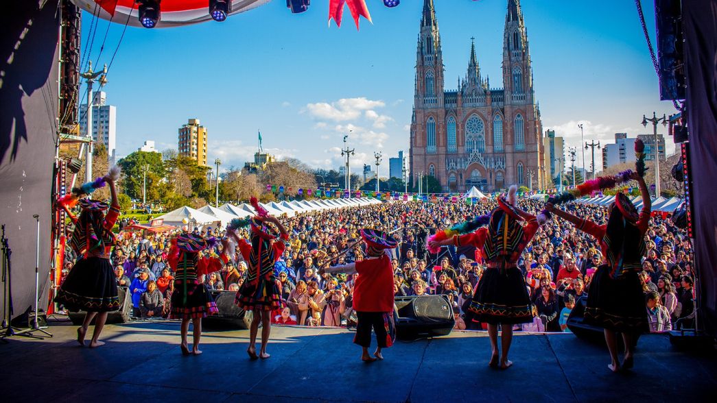 Con música, danzas y gastronomía, La Plata se prepara para celebrar una nueva edición de Perú Vive