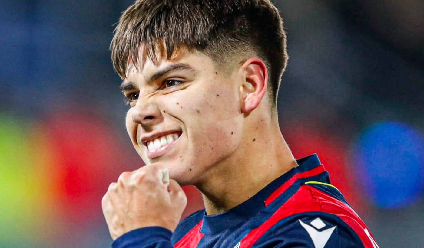 Benjamín Domínguez Bologna festejo.jpg