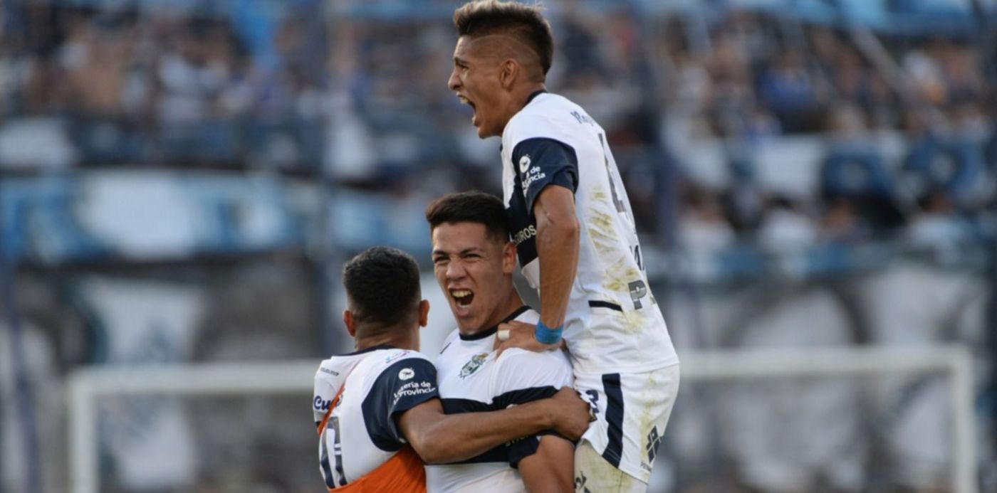 1575843916310.jpg?x=17&y=16&rotate=0&ow=1500&oh=998&width=1479&height=740&scaleX=1&scaleY=1&&cw=1920&ch=950