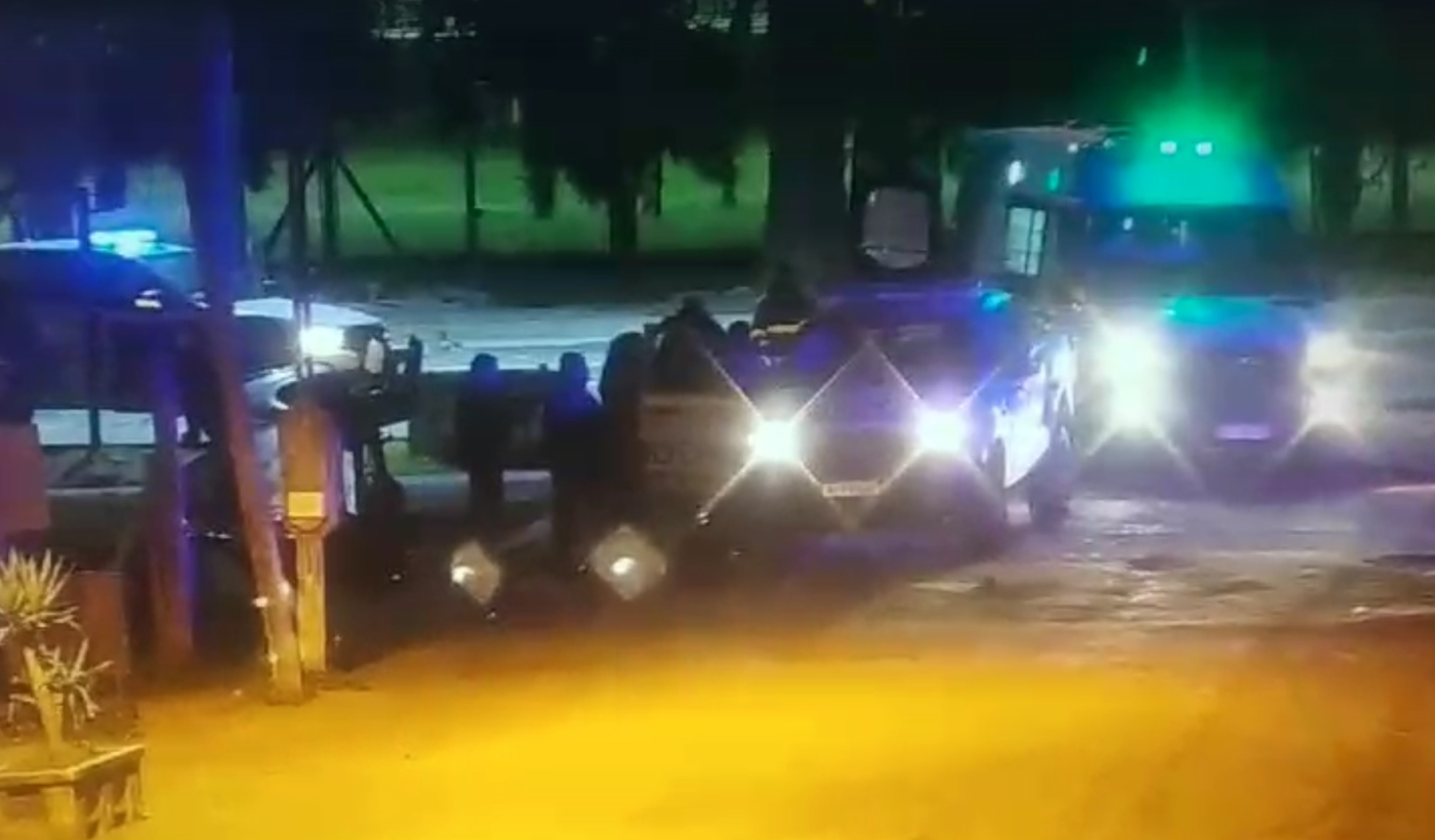 Rescate de patrullero volcado.png