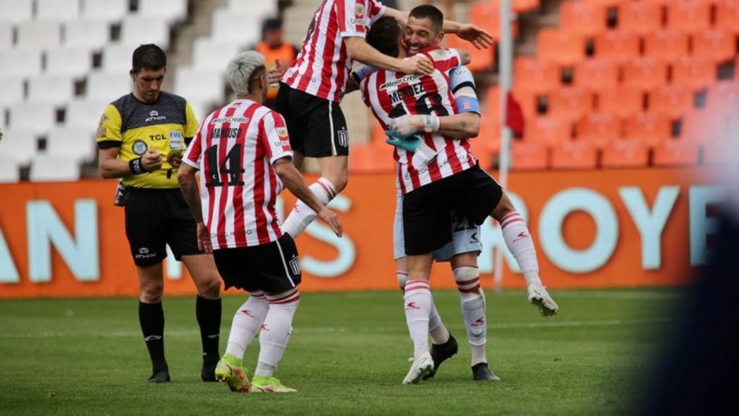 Racing se interesó en un campeón con Estudiantes que puede volver al fútbol argentino