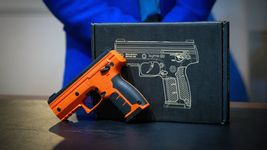 confirman que analizan sumar pistolas byrna para los agentes de la guardia urbana confirman que analizan sumar pistolas byrna para los agentes de la guardia urbana