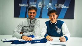 foto oficial y presentacion de juan jose perez en gimnasia foto oficial y presentacion de juan jose perez en gimnasia