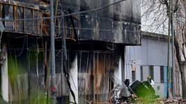 ¿que investiga la justicia sobre el deposito de electrodomesticos que ardio en el centro platense?