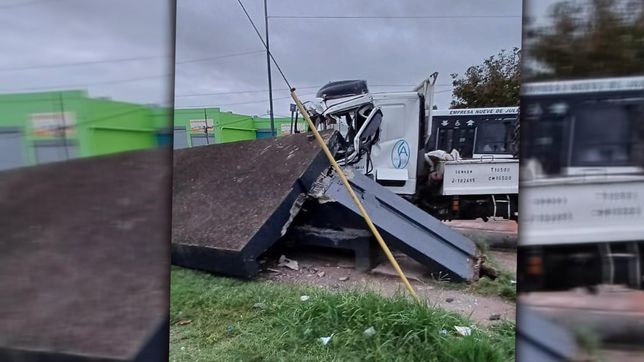 ¿como estan los dos hombres que iban en el camion que choco contra una parada de micros?