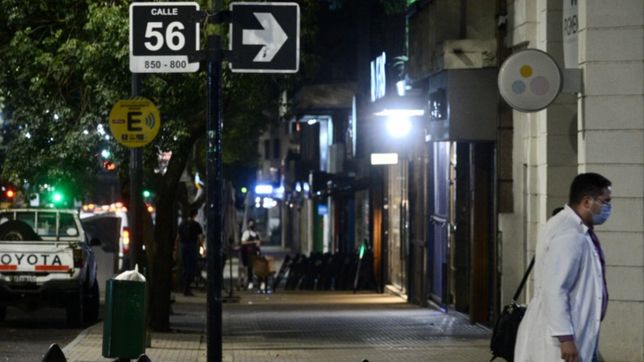 arranco el toque de queda y asi estan las calles de la plata