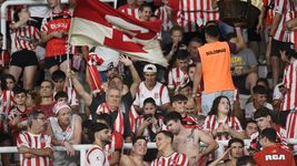 los hinchas de estudiantes hicieron su fiesta a todo color en cordoba los hinchas de estudiantes hicieron su fiesta a todo color en cordoba
