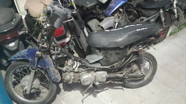 confirman que el chico de 14 anos muerto en un choque en la plata iba en una moto robada