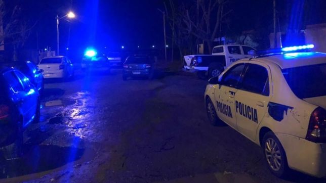 tiros, piedrazos y corridas durante un nuevo enfrentamiento entre bandas en la plata