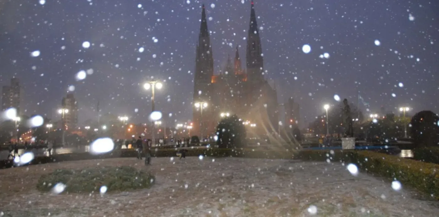 Nieve en La Plata.jpg