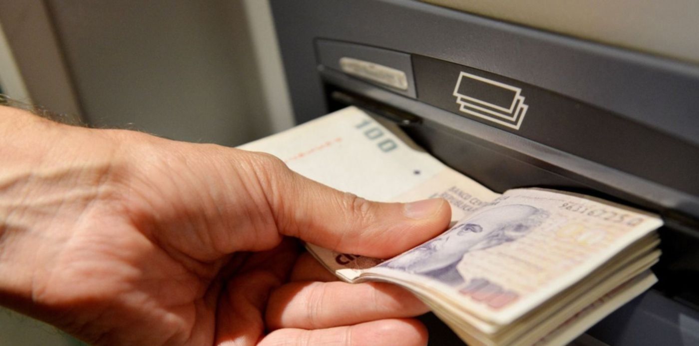 Aguinaldo.jpg?&cw=1920&ch=950