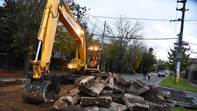 arrancaron obras para mejorar el asfalto, la iluminacion y las escuelas