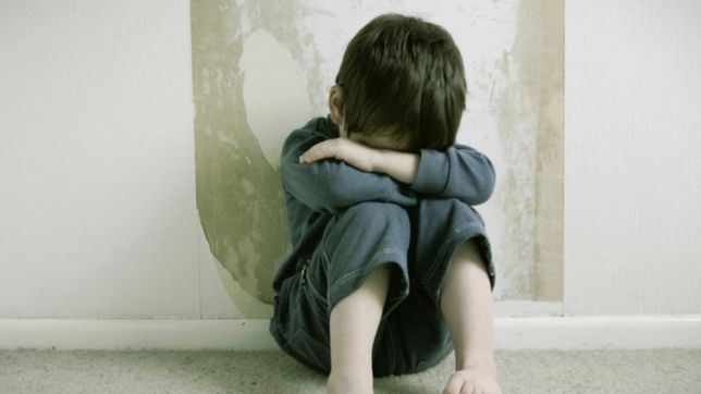 detuvieron a un hombre acusado de violar a sus hijos gemelos en la plata