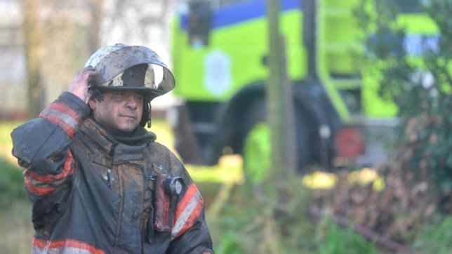 un incendio dejo a una familia de la plata en la calle y necesitan ayuda urgente