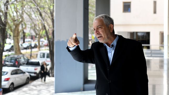 alak firma el traspaso con garro y se define el gabinete municipal