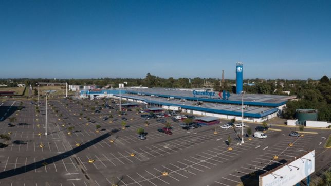 atraparon a una banda de estafadores brasileros en el carrefour de la plata