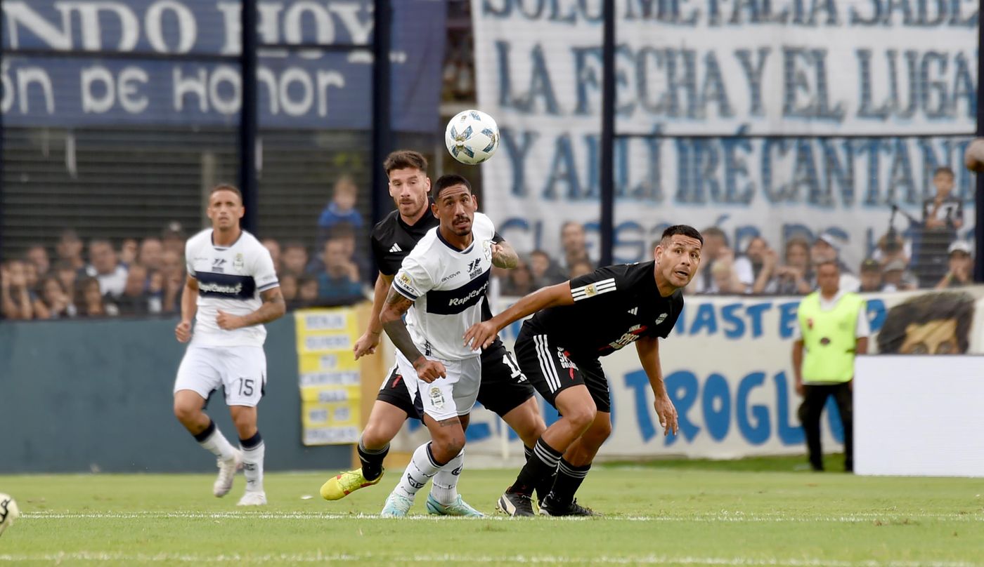 Gimnasia Riestra Rodríguez.jpg