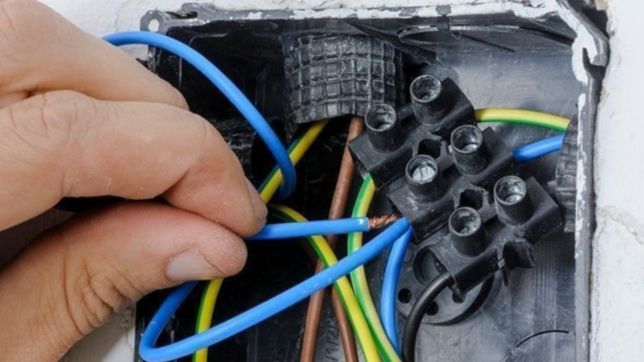 ¿quienes y como pueden anotarse en el curso de electricista de que edelap dara gratis?