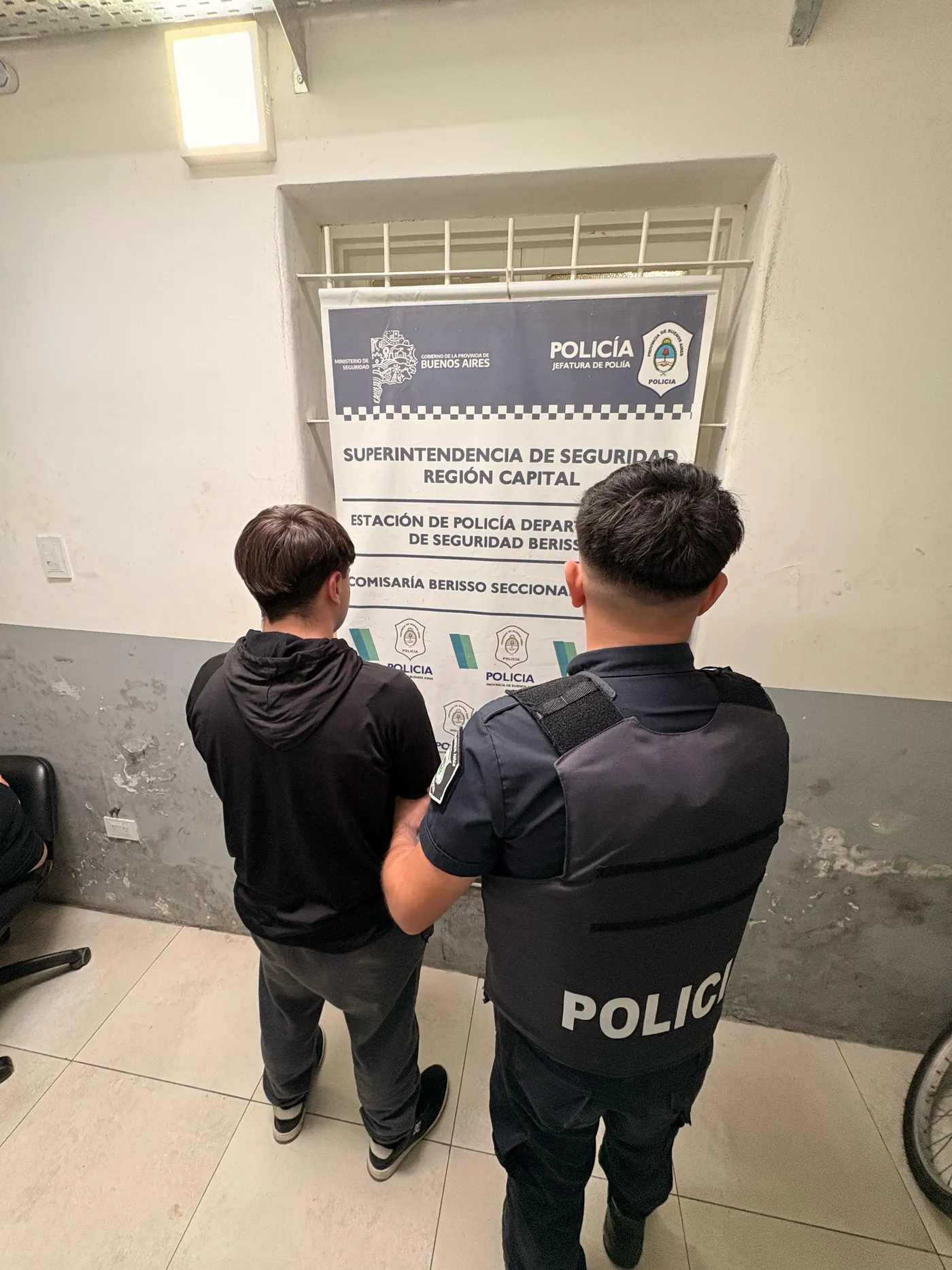 Los dos implicados fueron detenidos en la casa de uno de ellos, donde se escondían de las autoridades