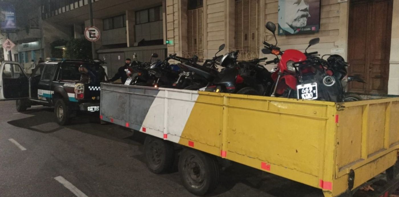 1685897231918.jpg?x=3&y=218&width=1494&height=747&rotate=0&scaleX=1&scaleY=1&ow=1500&oh=1125&&cw=1920&ch=950