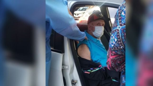 vacunaron a carlos timoteo griguol contra el coronavirus