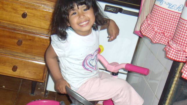 sofia herrera: hallaron a una nena en una comunidad gitana con caracteristicas similares