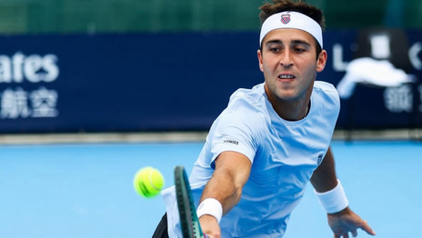 Esa maldita costilla: el dolor hizo que Tomás Etcheverry se baje del ATP de Beijing