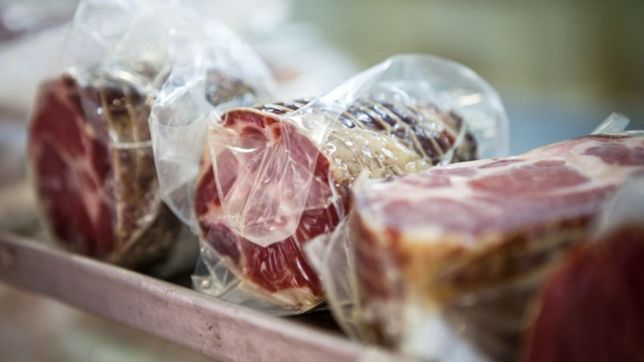 confirman casos de triquinosis y piden no consumir chacinados de origen dudoso