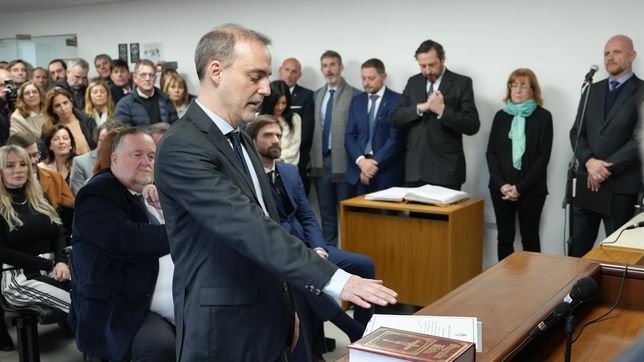 un magistrado de la plata asumio como juez en casacion bonaerense