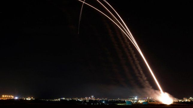 iran lanzo un ataque de drones con misiles contra israel y hay alerta global