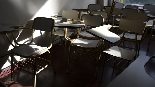 protestan los docentes de la unlp y no hay clases por la tarde