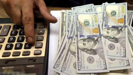 ¿Cómo pedir la devolución del 35% por la compra de dólares y los gastos con tarjeta?