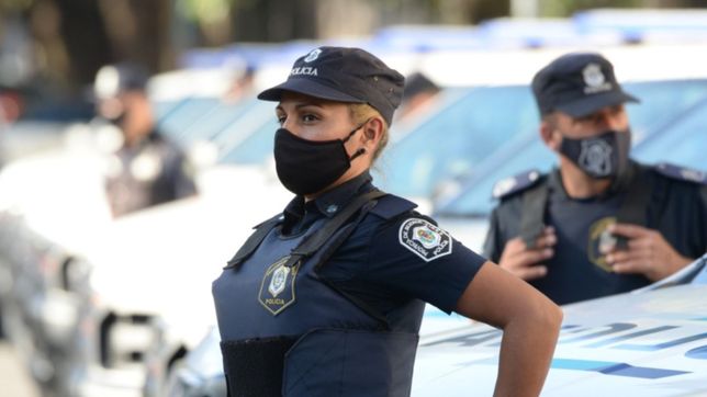 provincia otorga un nuevo aumento a la policia: ¿a cuanto se va el salario inicial?