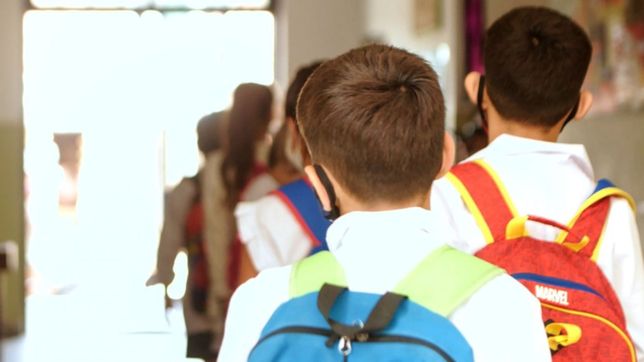 el operativo de vacunacion contra el covid-19 en las escuelas platenses arranca en febrero
