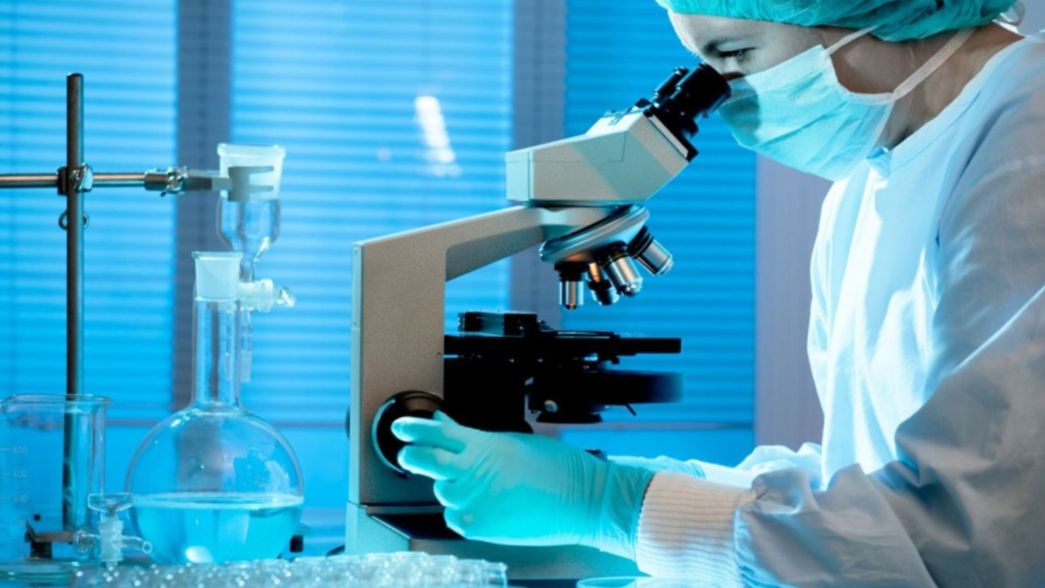 Investigan a un laboratorio y una clínica de La Plata por falsos positivos de embarazos