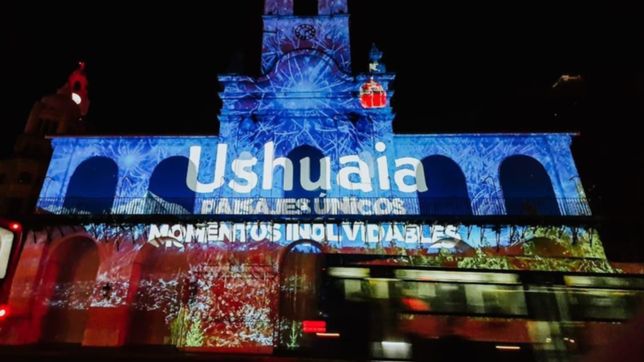 presentaron a ushuaia como destino con un mapping en el cabildo de buenos aires